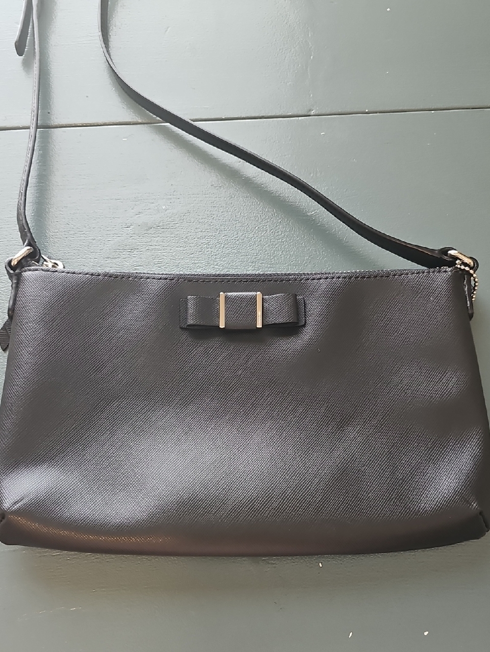 Coach‎ Darcy Bow Black Leather Crossbody Bag, Side Pocket Coach Tag.